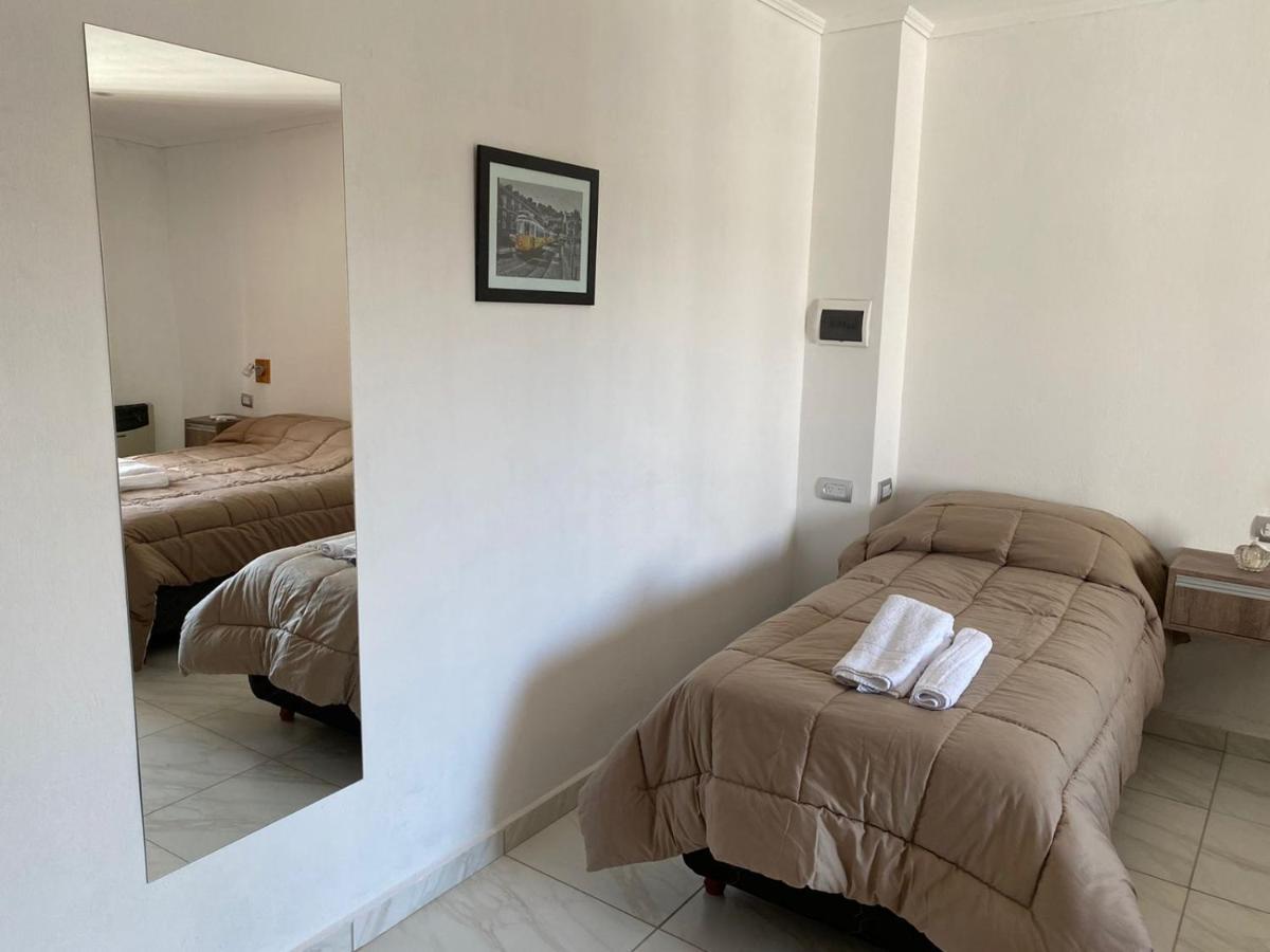 Apart Los Algarrobos Marcos Juarez Exterior foto